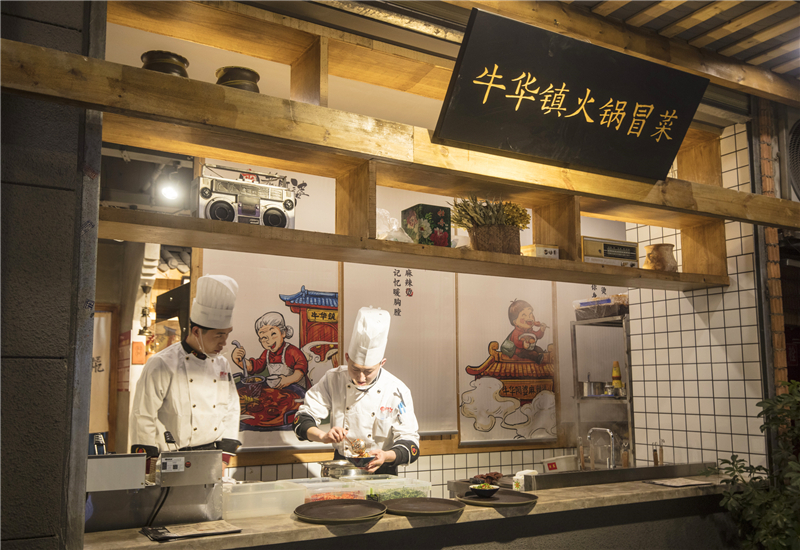 麻辣燙加盟優(yōu)勢