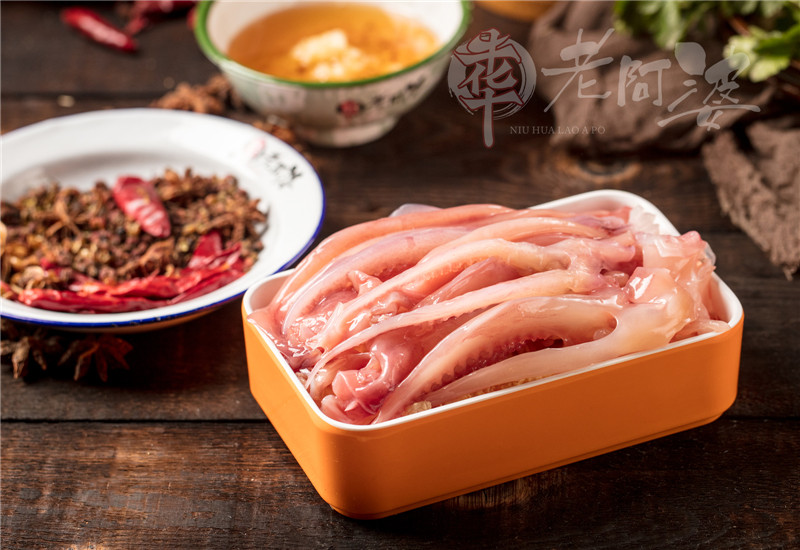 開串串香店選擇品牌加盟的優(yōu)勢是什么?