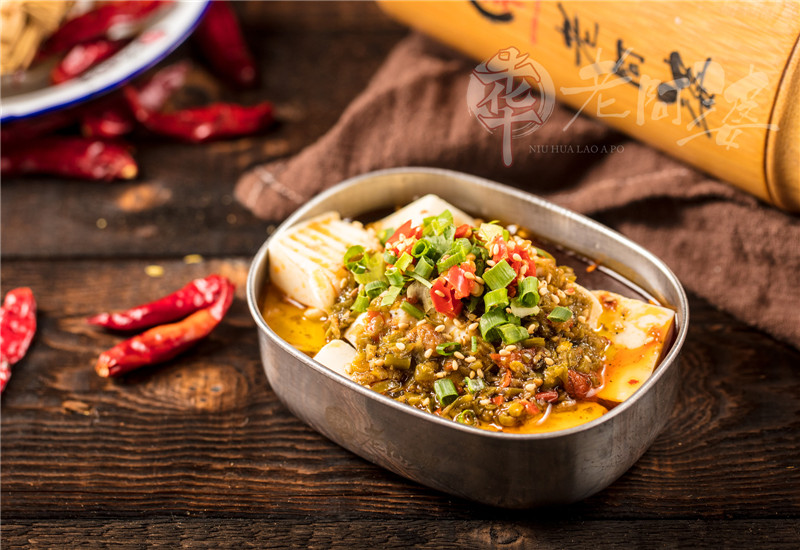 創(chuàng)業(yè)的時候如何去選擇串串香加盟品牌呢?